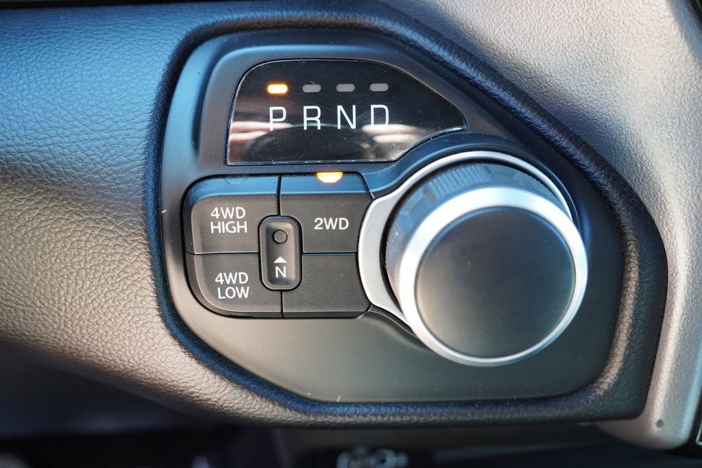 Certified 2024 RAM 2500 Big Horn w/ Safety Group AWD/4WD image 30