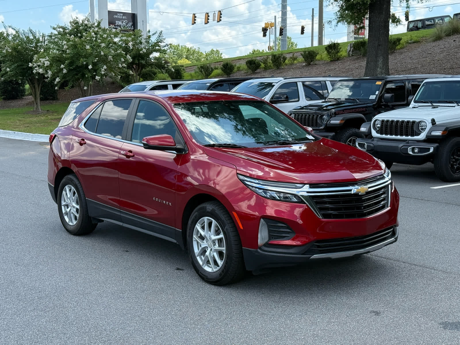 Used 2024 Chevrolet Equinox LT FWD image 7