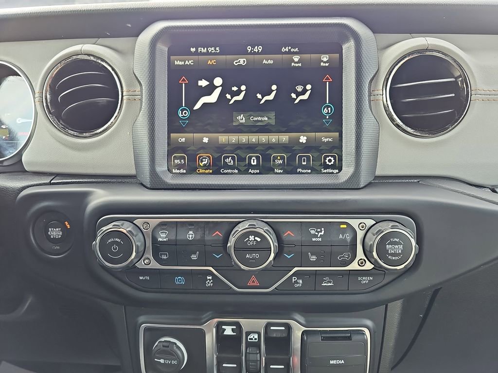 Used 2022 Jeep Wrangler Unlimited Sahara image 29