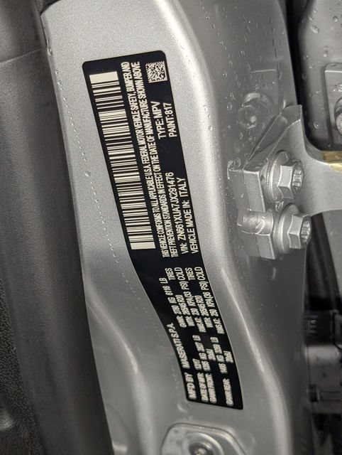 Used 2018 Maserati Levante AWD/4WD image 37