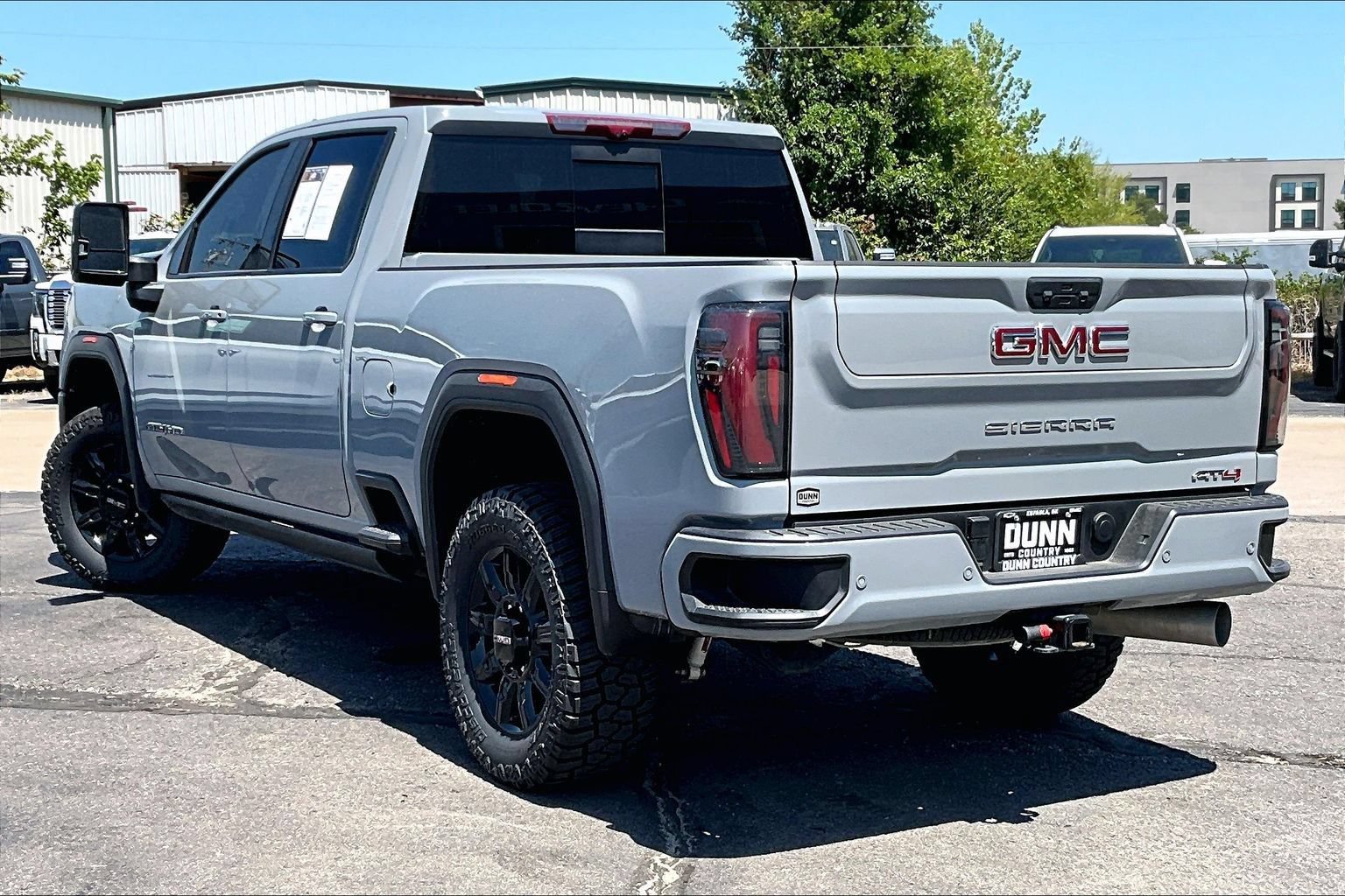 Used 2025 GMC Sierra 2500 AT4 w/ AT4 Premium Plus Package AWD/4WD image 12