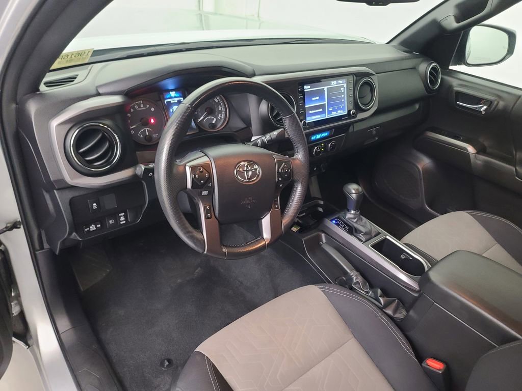 Used 2023 Toyota Tacoma TRD Off-Road image 24