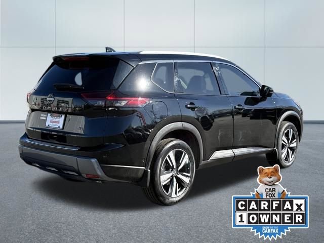 Used 2024 Nissan Rogue SL image 3