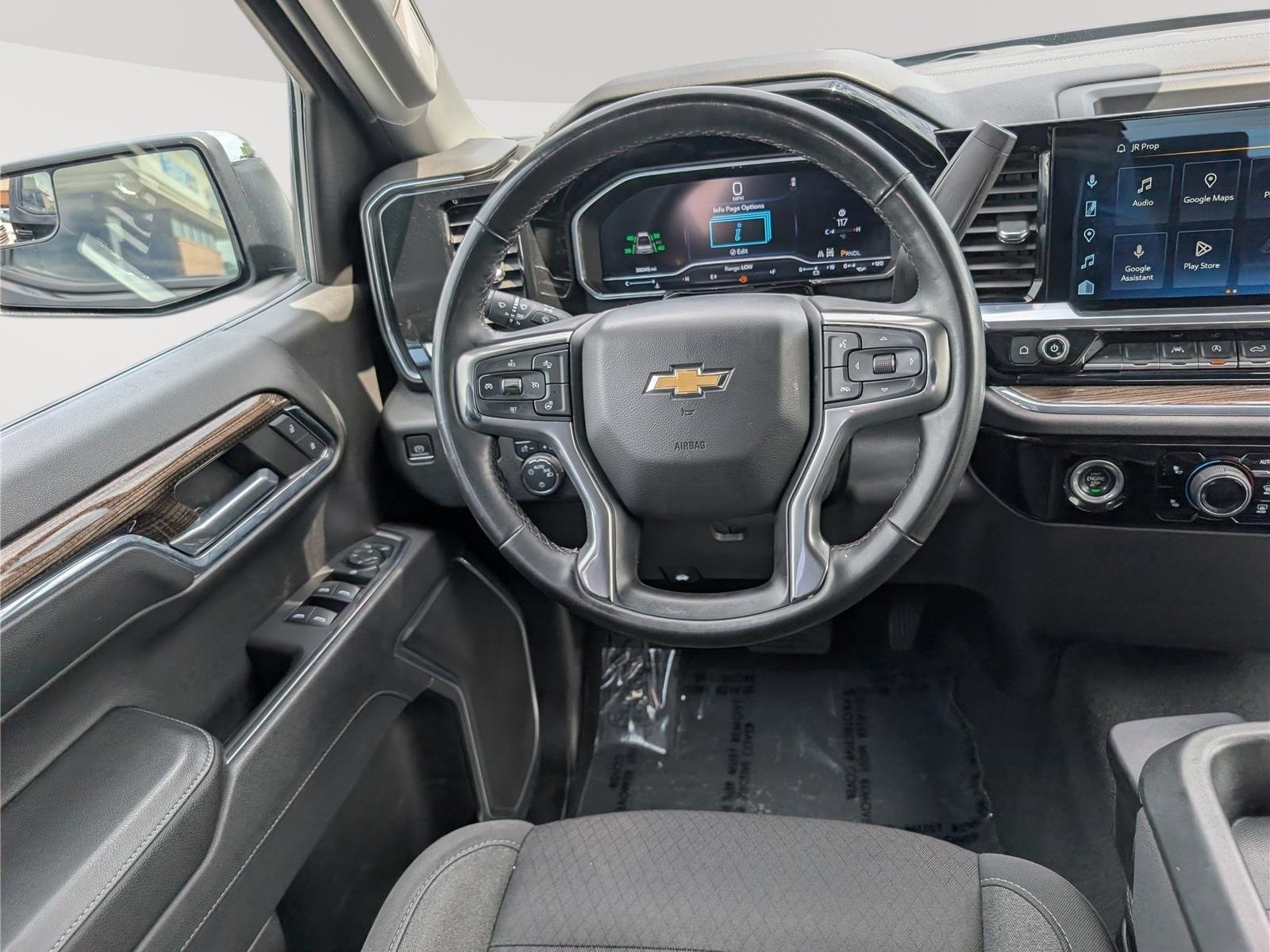 Used 2023 Chevrolet Silverado 1500 LT AWD/4WD image 16