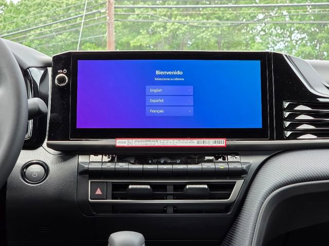 New 2026 Toyota Camry SE AWD/4WD image 8