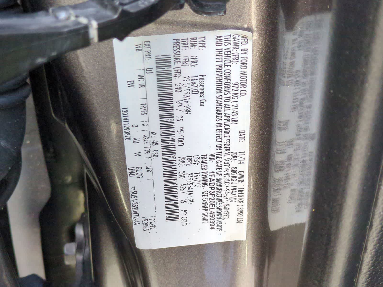Used 2014 Ford Focus SE w/ SE Winter Package FWD image 35