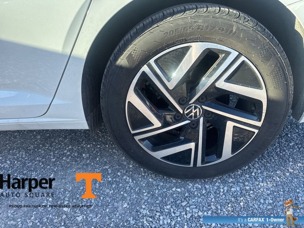 Used 2024 Volkswagen Jetta SEL image 19