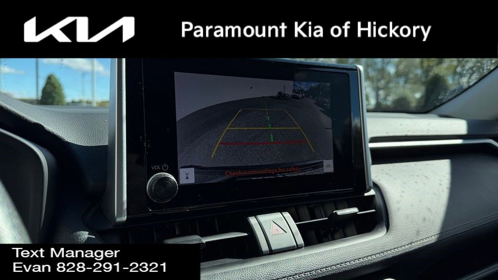 Used 2023 Toyota RAV4 AWD Hybrid image 9