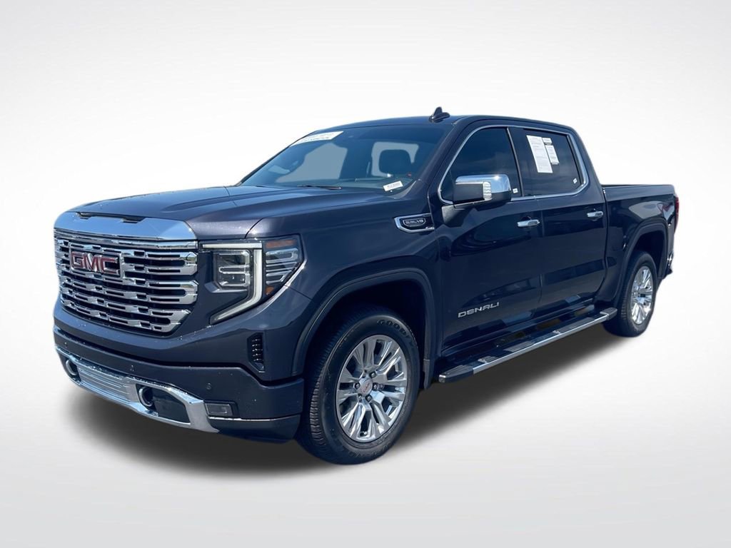 Used 2024 GMC Sierra 1500 Denali w/ Technology Package AWD/4WD image 5