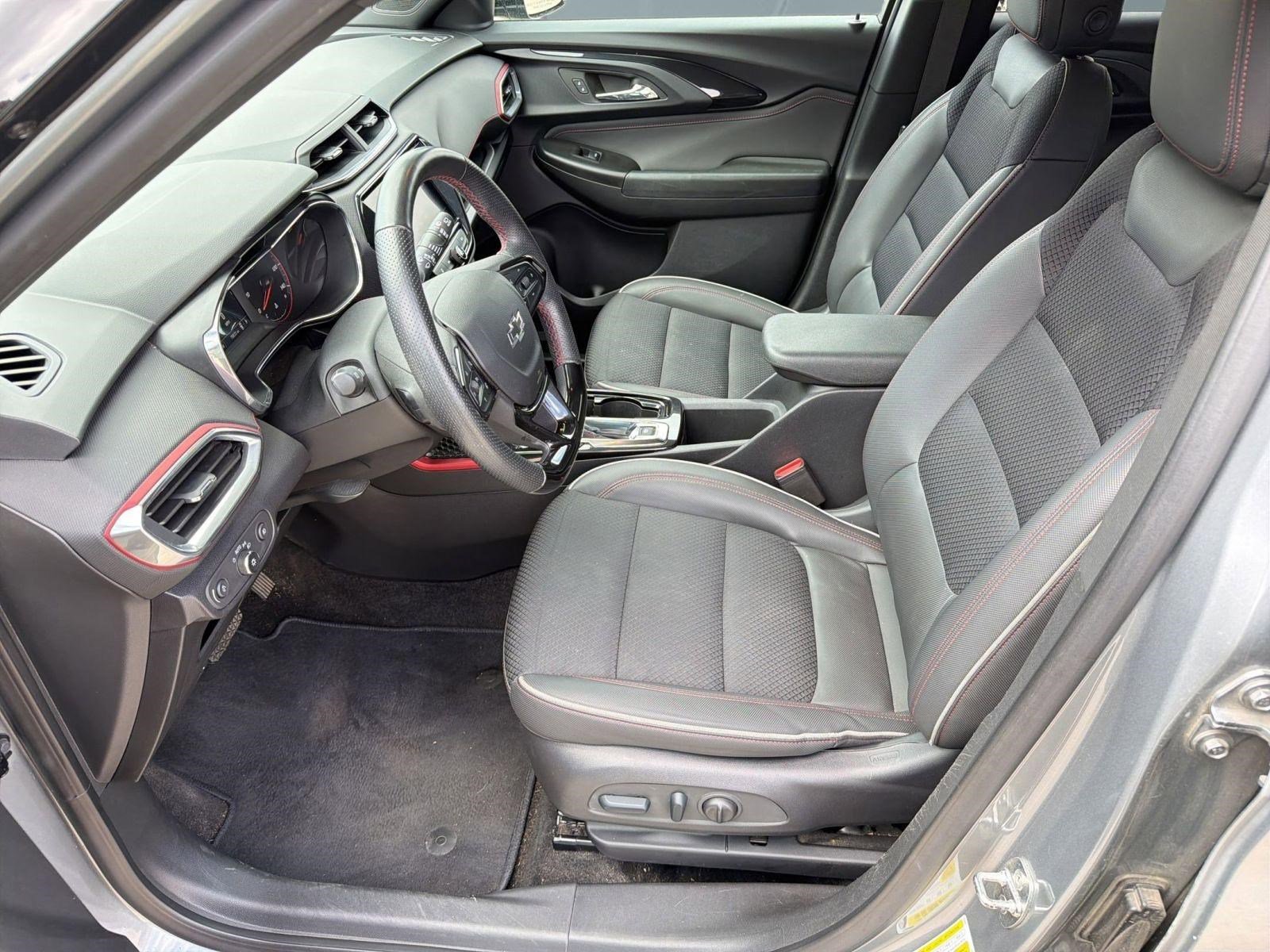 Used 2023 Chevrolet TrailBlazer RS w/ Convenience Package image 5