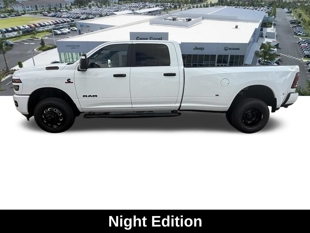 New 2026 RAM 3500 Big Horn AWD/4WD image 8