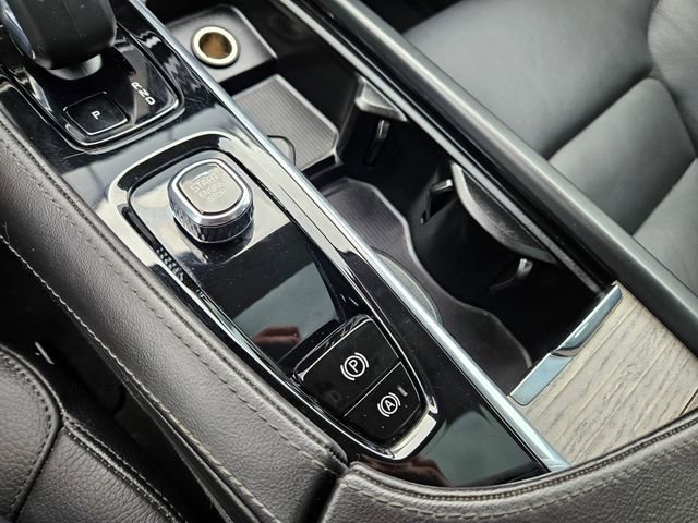 Certified 2023 Volvo S90 B6 Plus w/ Protection Package Premier image 30
