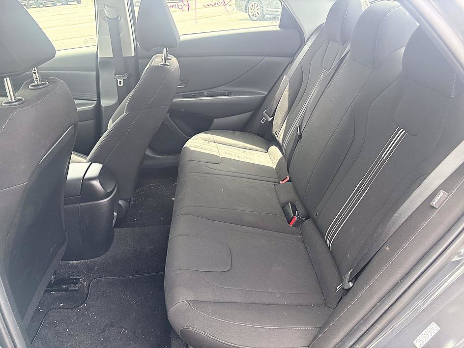 Used 2024 Hyundai Elantra SEL FWD image 22
