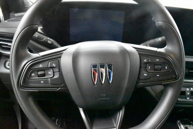 Used 2024 Buick Envista Preferred w/ Convenience II Package image 18