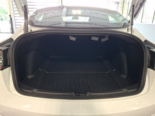 Used 2023 Tesla Model 3 Standard Range RWD image 28