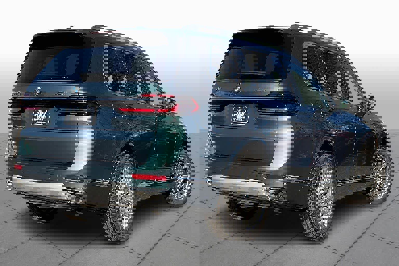 Used 2026 BMW X7 xDrive40i image 12