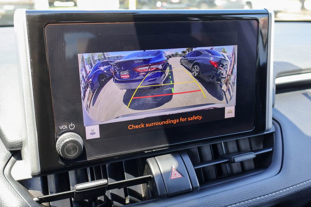 Used 2024 Toyota RAV4 LE image 4