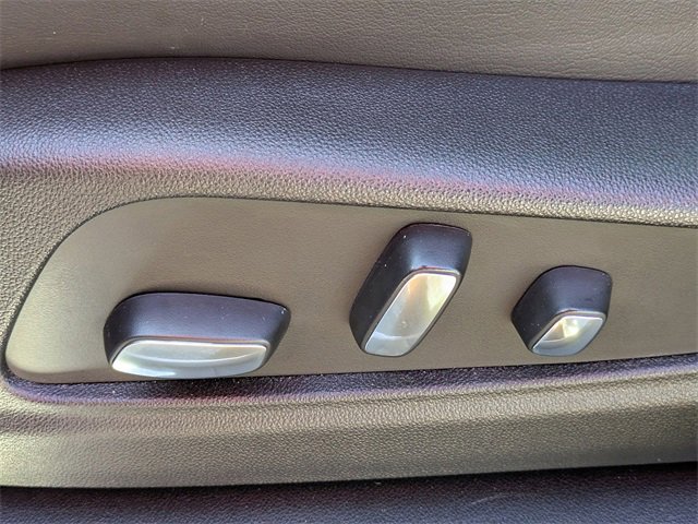 Certified 2025 Cadillac XT5 Premium Luxury image 21