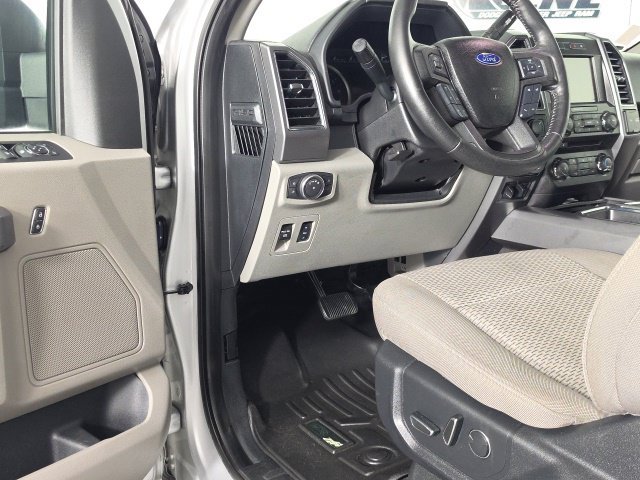 Used 2018 Ford F150 XLT w/ Equipment Group 302A Luxury AWD/4WD image 23