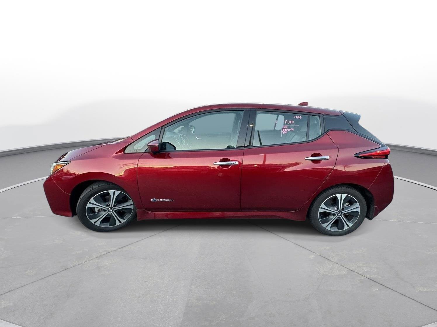 Used 2019 Nissan Leaf SL w/ SL Technology Package image 9