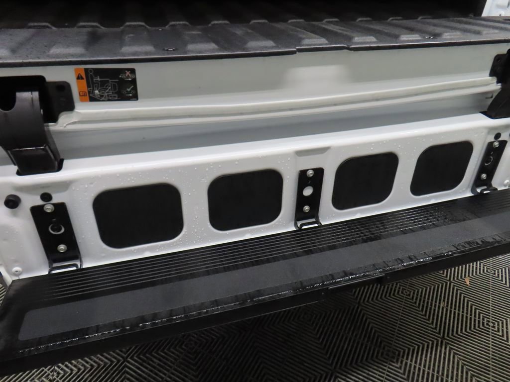 Used 2023 GMC Sierra 1500 AT4 w/ Technology Package AWD/4WD image 52
