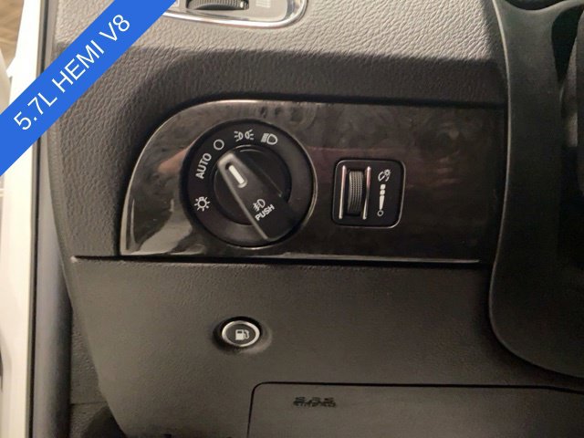 Used 2014 Dodge Durango Citadel w/ Technology Group AWD/4WD image 32