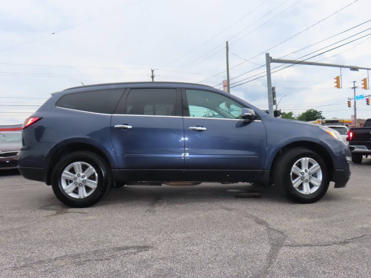 Used 2014 Chevrolet Traverse LT AWD/4WD image 6