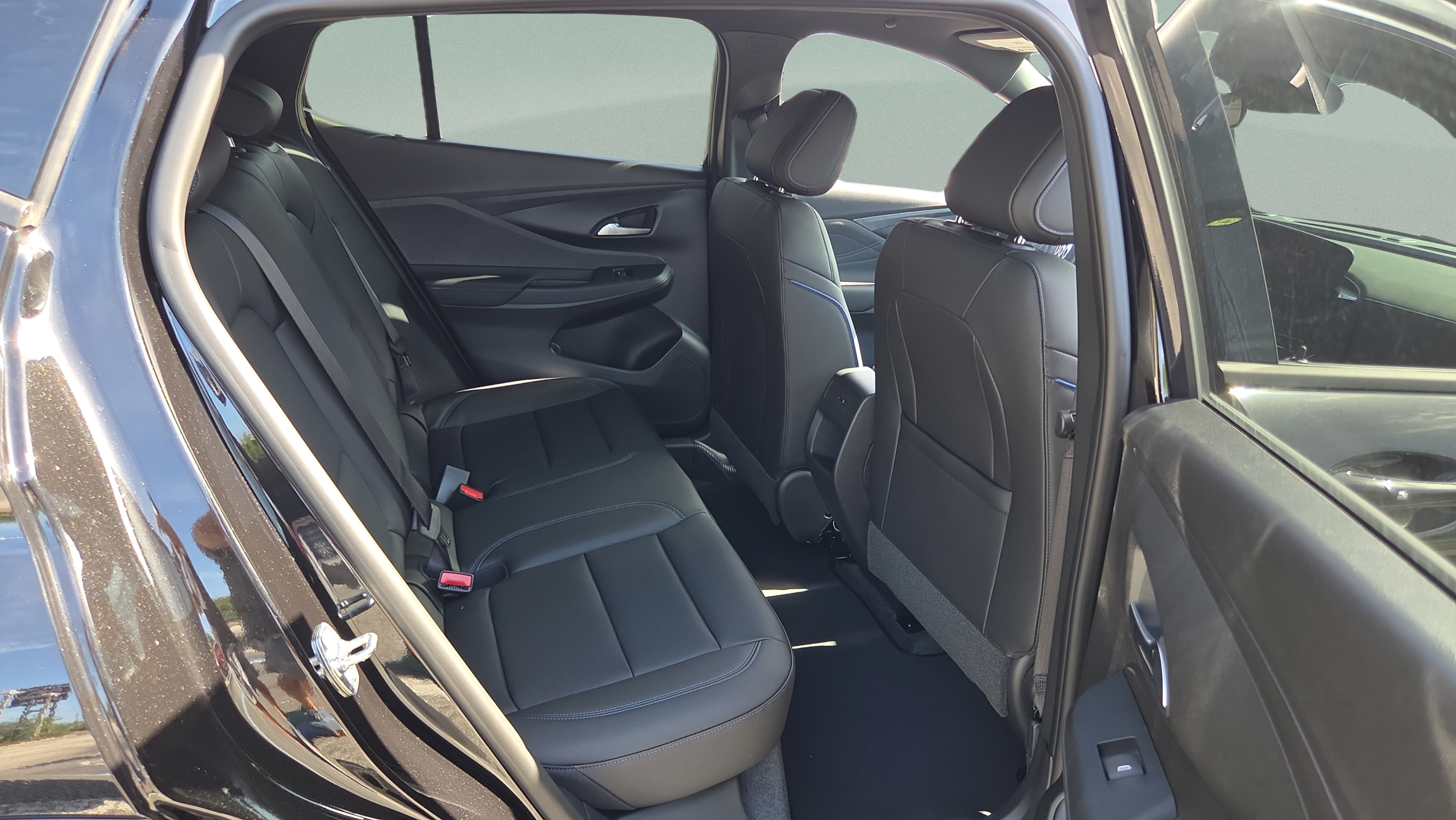 New 2026 Buick Envista Sport Touring w/ Convenience I Package FWD image 14