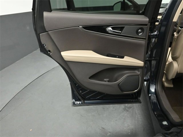 Certified 2023 Lincoln Nautilus Reserve w/ Equipment Group 201A image 23