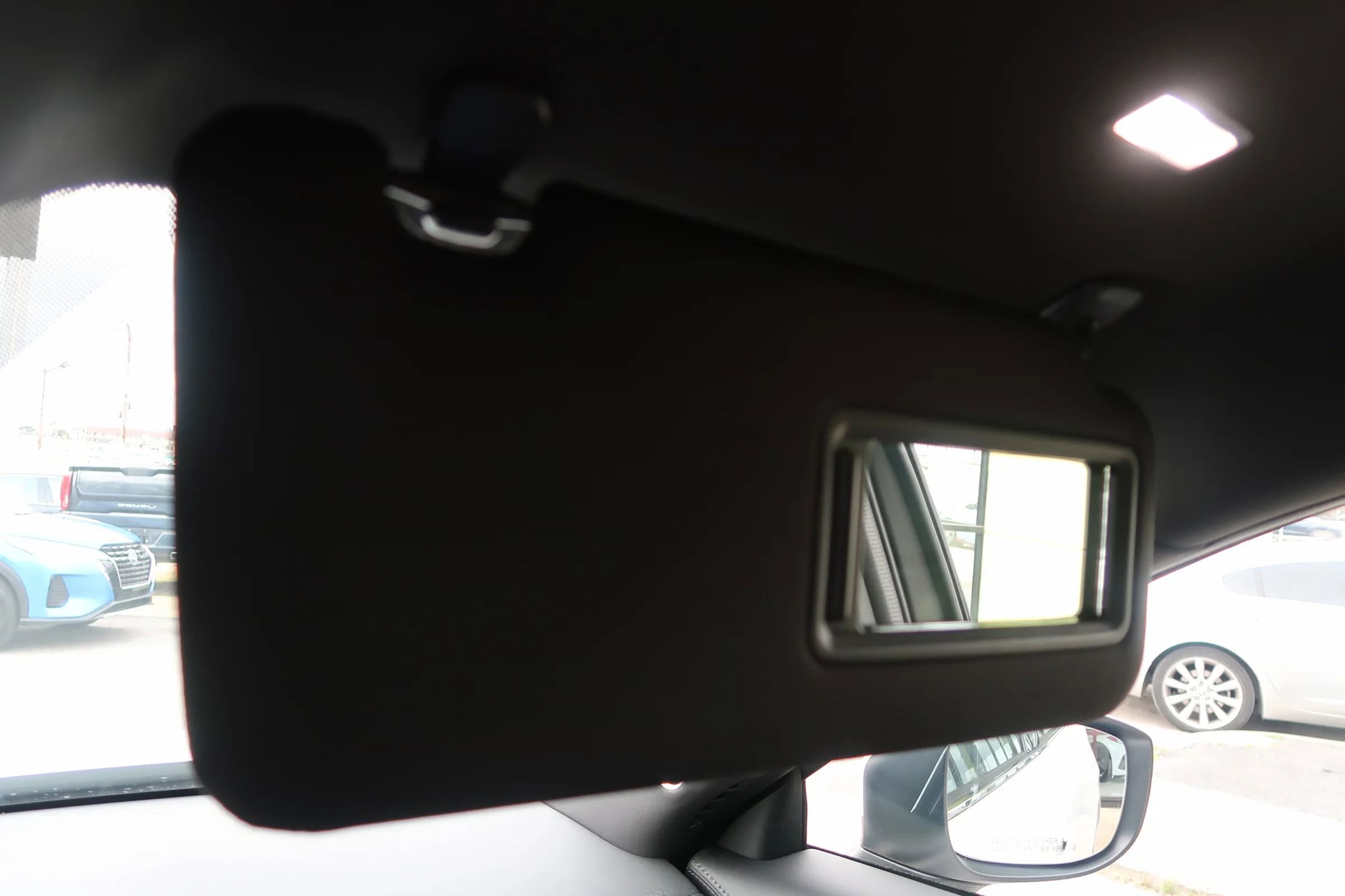 Used 2025 MAZDA CX-5 Signature image 42