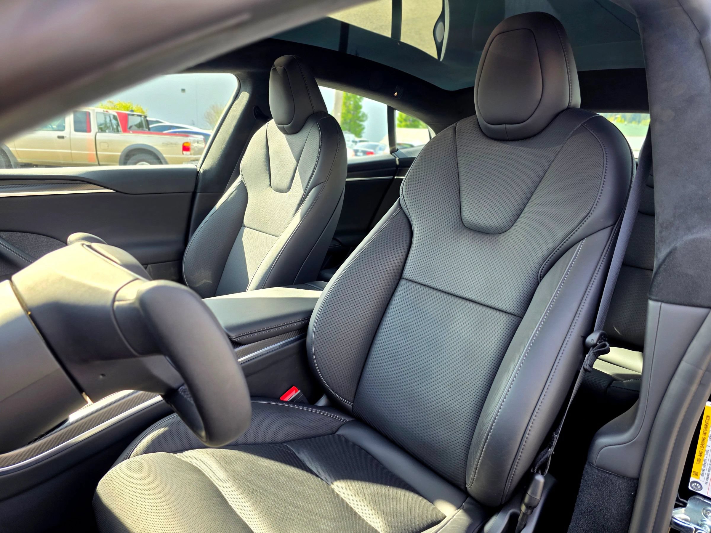 Used 2021 Tesla Model S Plaid AWD/4WD image 28