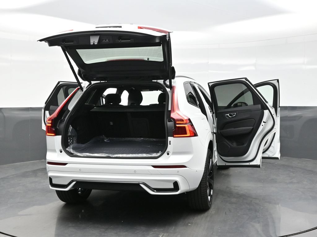New 2026 Volvo XC60 T8 Ultra w/ Climate Package AWD/4WD image 41