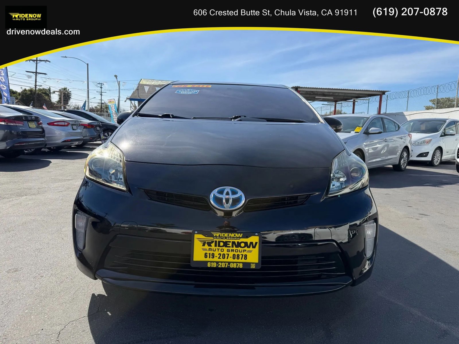 Used 2015 Toyota Prius Two FWD image 2