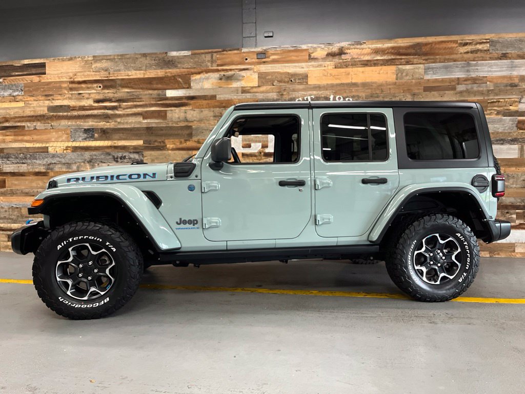 Used 2023 Jeep Wrangler Unlimited Rubicon 4xe w/ Cold Weather Group AWD/4WD image 23