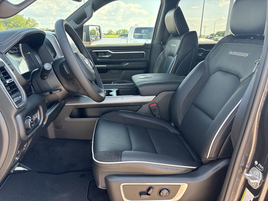 New 2026 RAM 1500 Laramie w/ Night Edition image 9