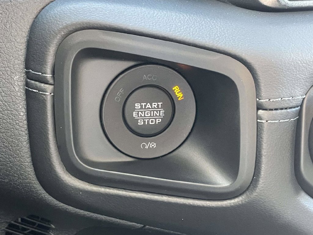 New 2027 Jeep Wrangler Unlimited Sahara AWD/4WD image 34