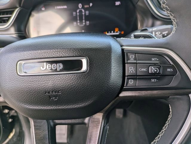 Certified 2023 Jeep Grand Cherokee L Limited w/ Trailer Tow Group (B) image 16