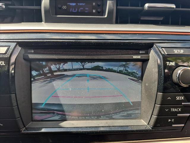 Used 2015 Toyota Corolla LE FWD image 13
