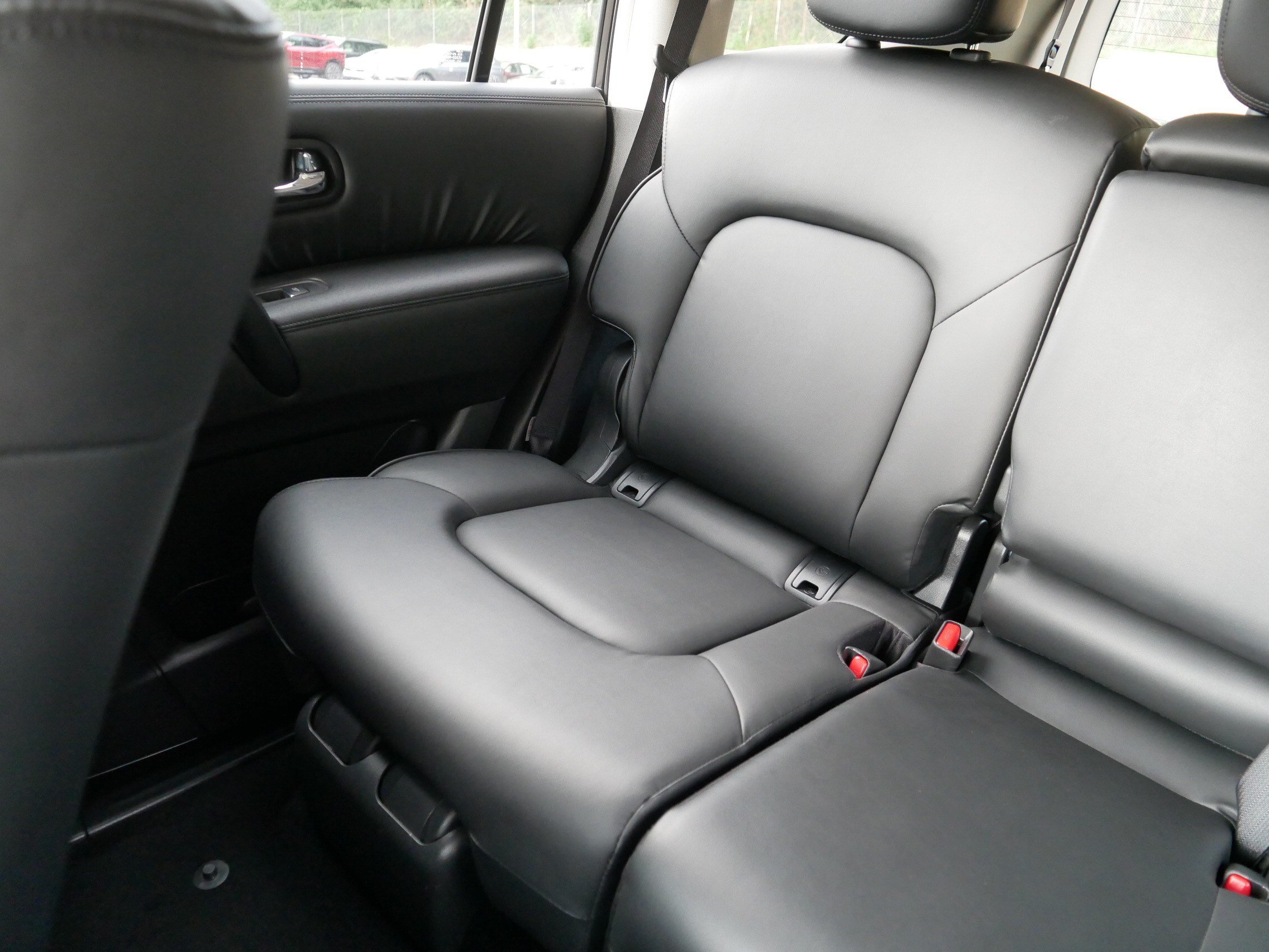 Certified 2024 Nissan Armada SV w/ Cargo Package AWD/4WD image 12