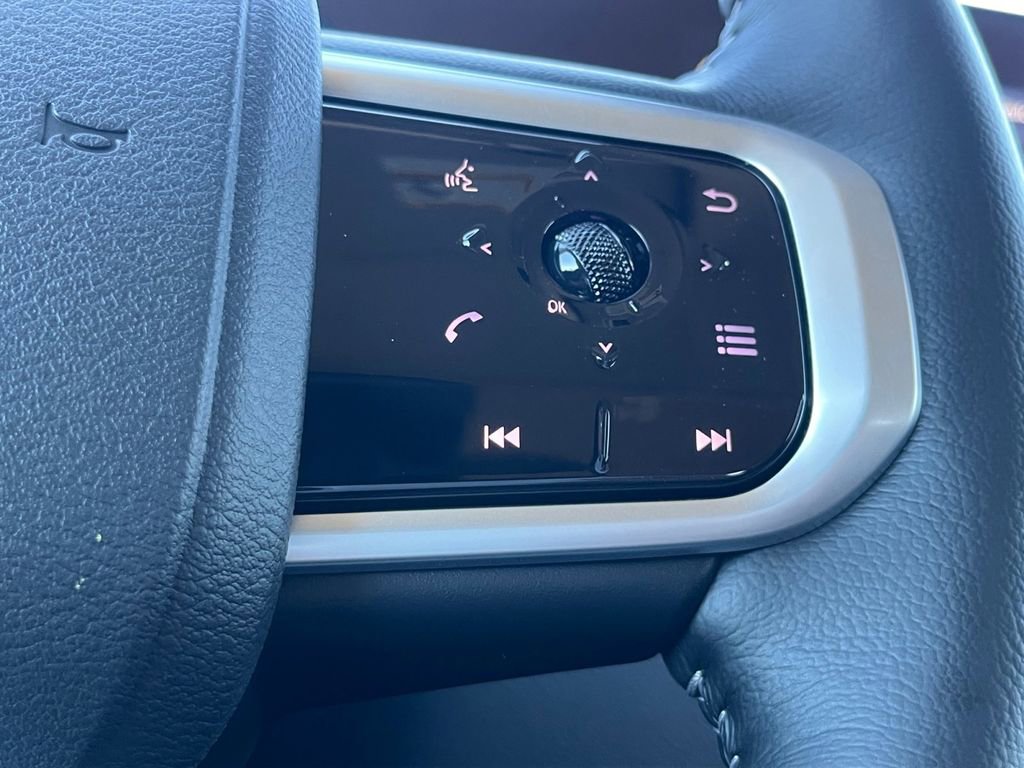 New 2026 Nissan Armada SV image 25