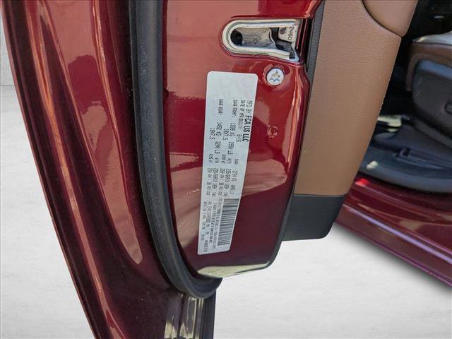 Used 2017 Chrysler Pacifica Limited w/ UConnect Theater Package image 16