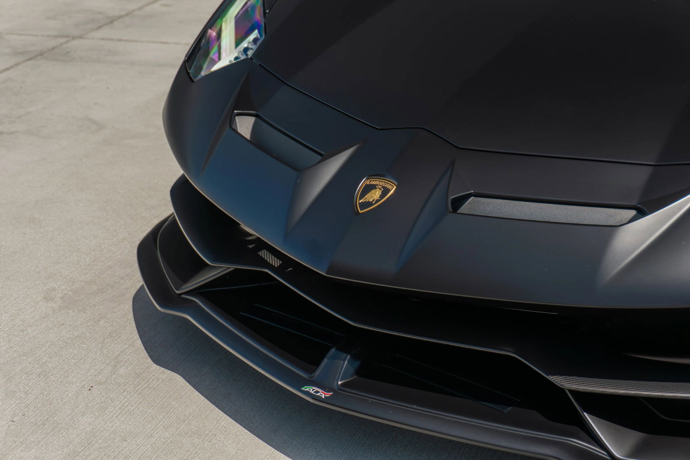Used 2019 Lamborghini Aventador SVJ AWD/4WD image 24