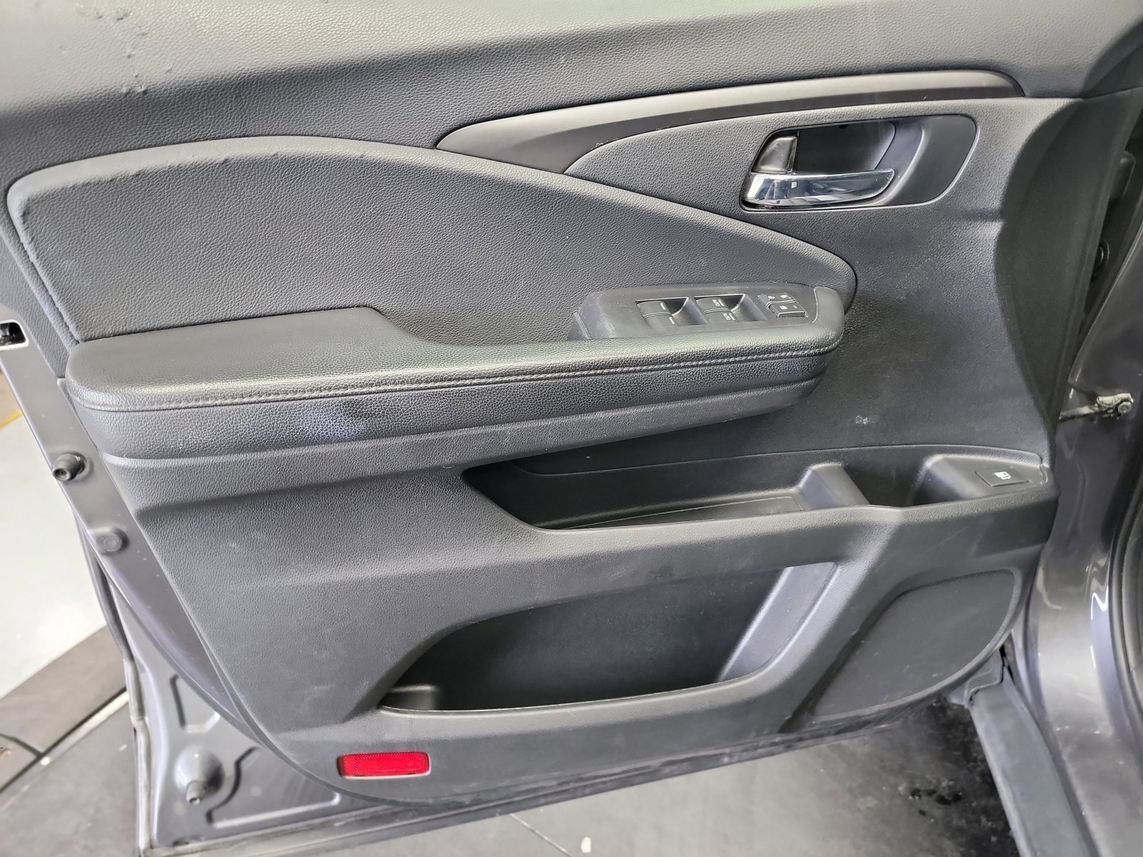 Used 2019 Honda Passport Sport image 13