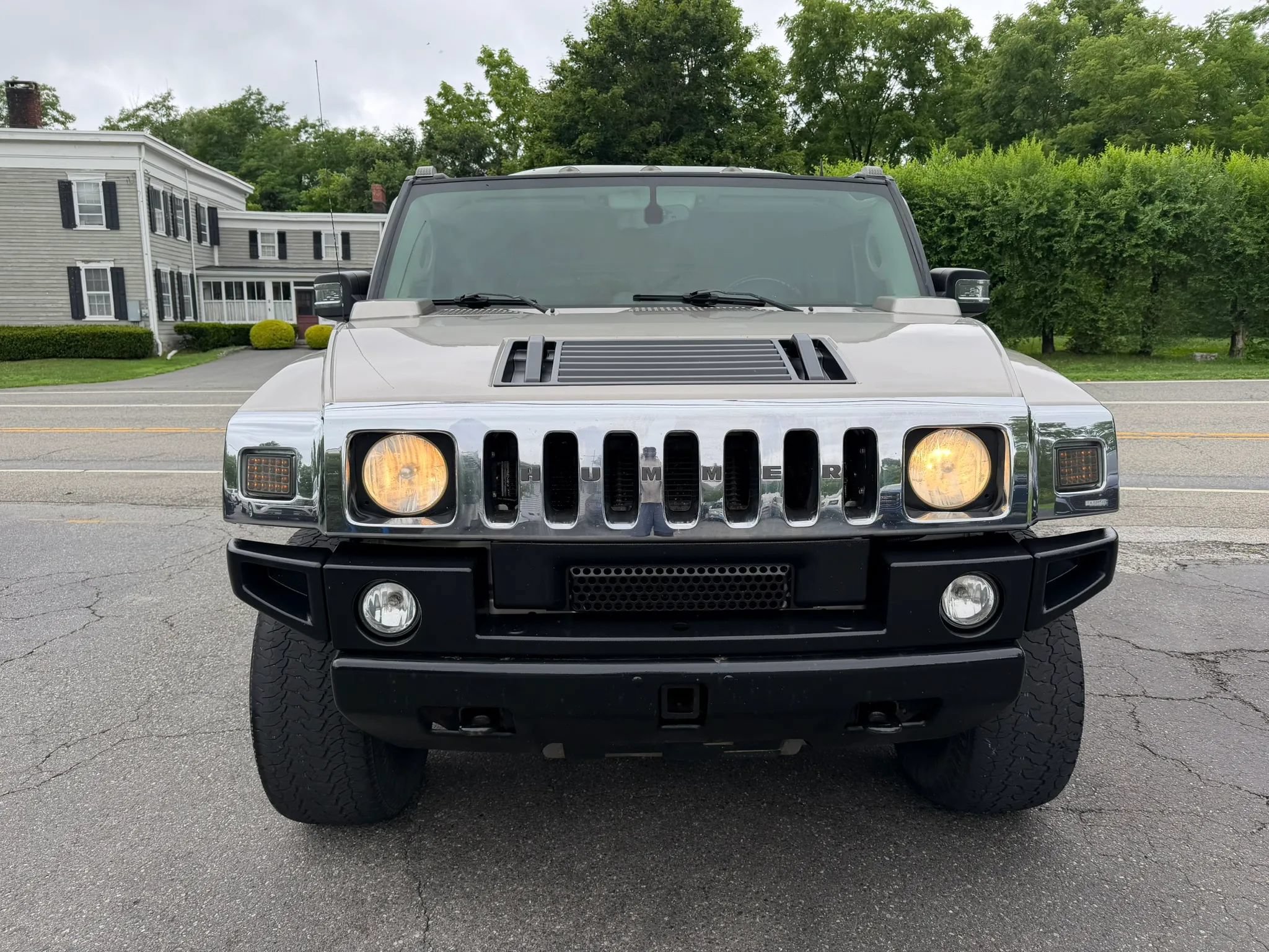 Used 2004 HUMMER H2 AWD/4WD image 2