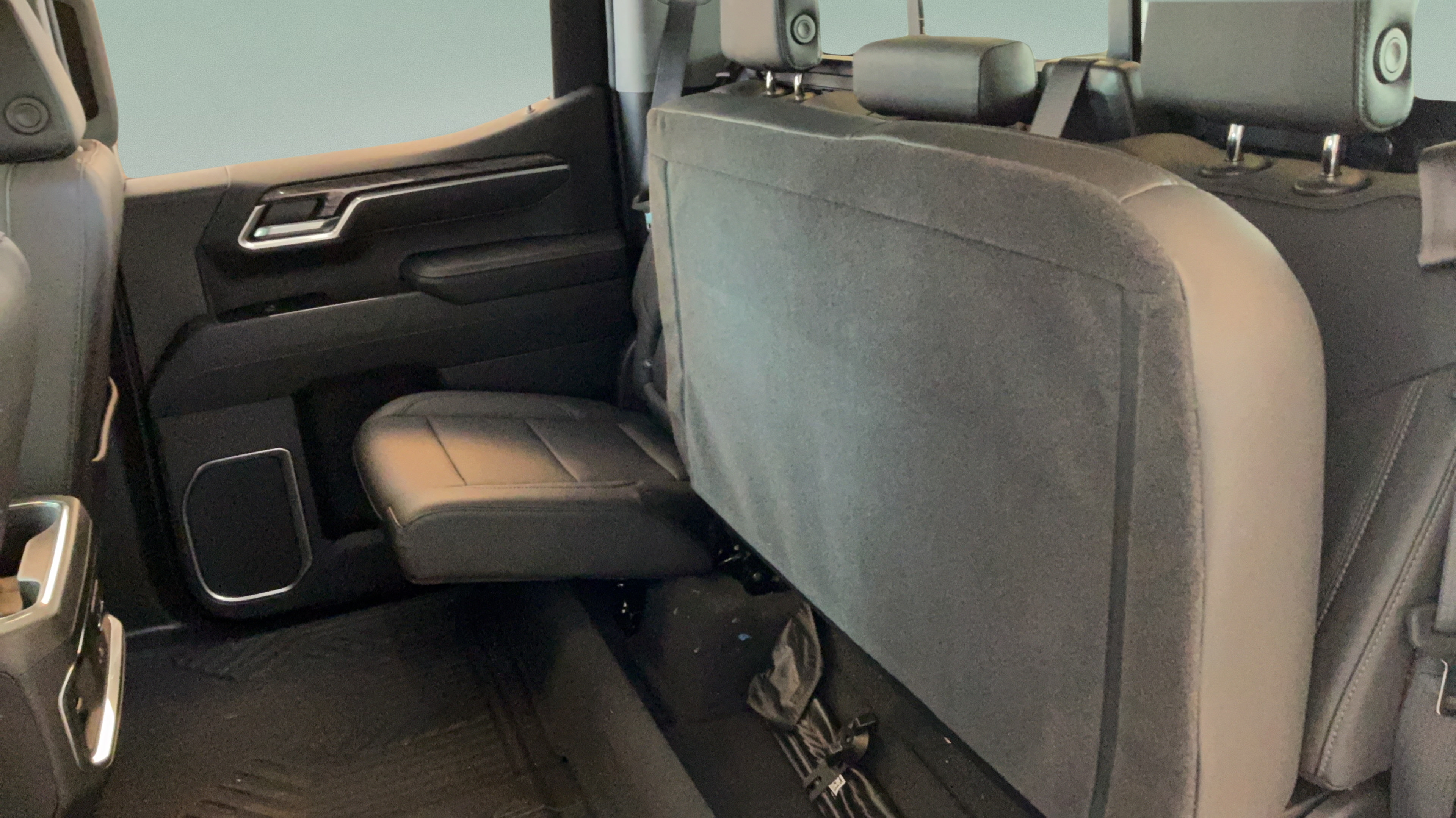Used 2026 Chevrolet Silverado 1500 LTZ w/ LTZ Premium Package AWD/4WD image 26