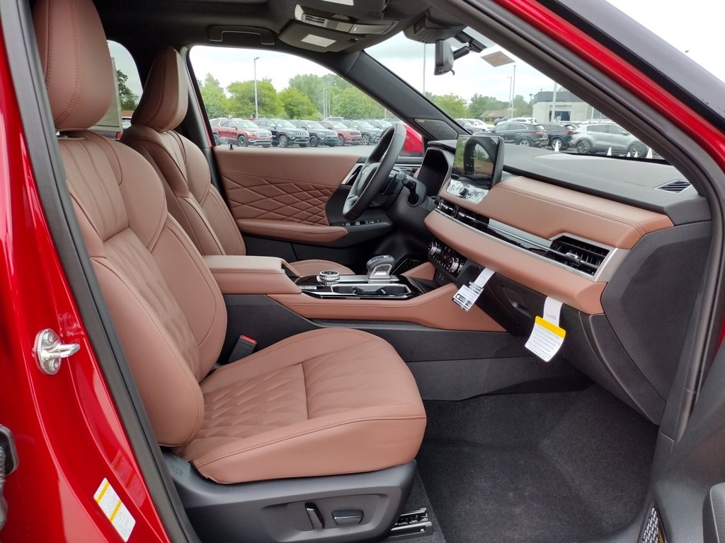 New 2025 Mitsubishi Outlander SEL image 11