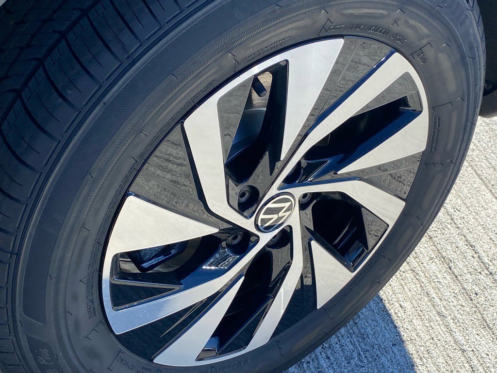 New 2026 Volkswagen Tiguan S image 10