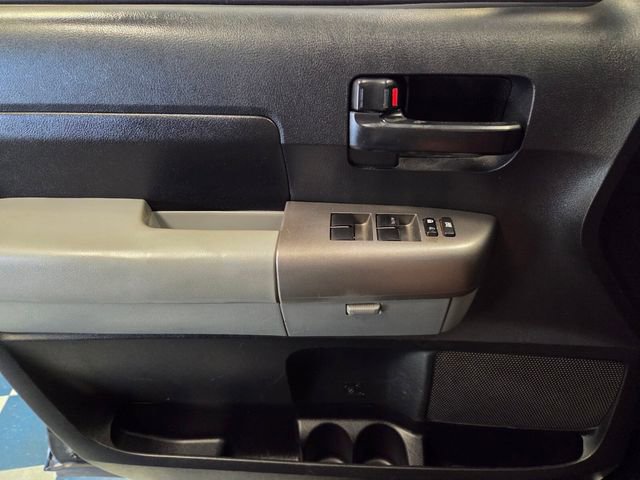 Used 2013 Toyota Tundra 2WD CrewMax w/ SR5 Pkg image 23