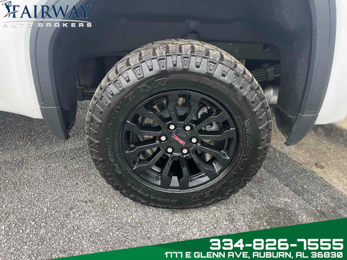 Used 2023 GMC Sierra 1500 AT4X image 41