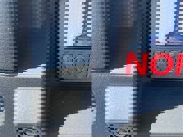 Used 2018 Chevrolet Express 2500 w/ Driver Convenience Package image 18